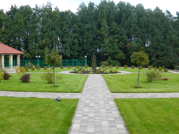 Мощение дорожек с подготовкой основания для пешеходов