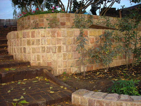 Мощение дорожек с подготовкой основания для пешеходов