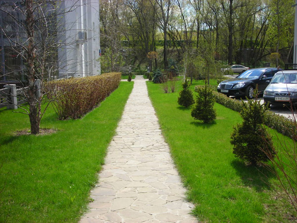 Мощение дорожек с подготовкой основания для пешеходов